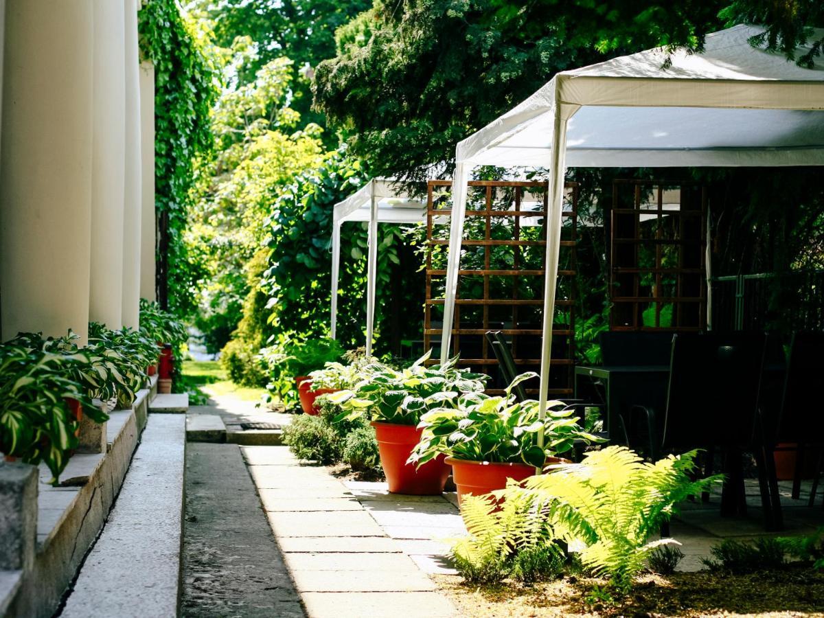 Miodosytnia Aparthotel Краков Экстерьер фото