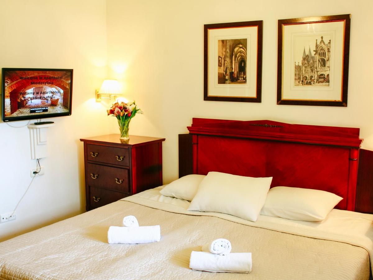 Miodosytnia Aparthotel Краков Экстерьер фото