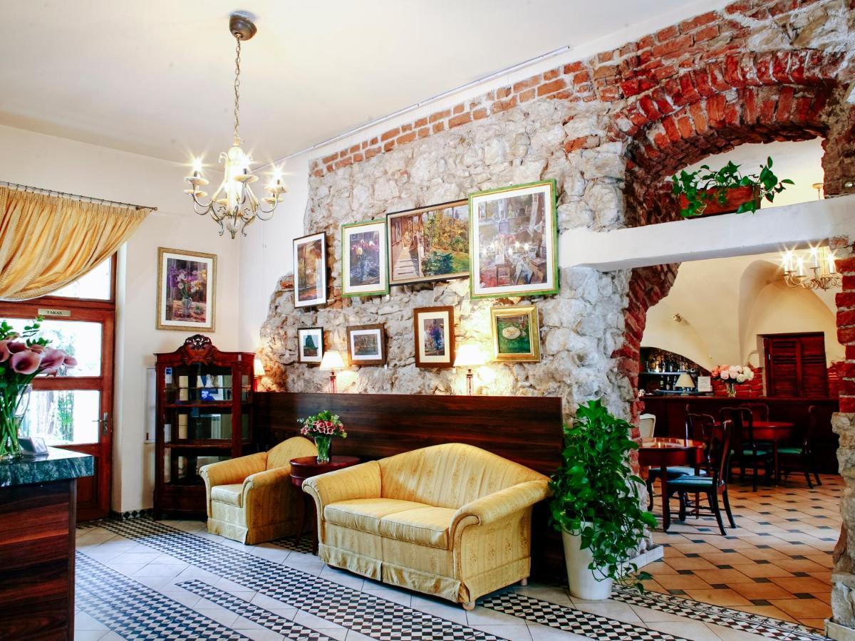 Miodosytnia Aparthotel Краков Экстерьер фото