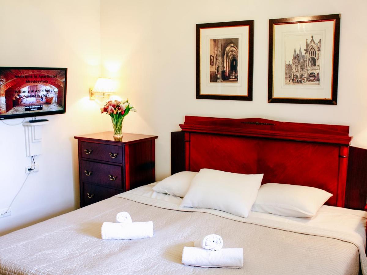 Miodosytnia Aparthotel Краков Экстерьер фото